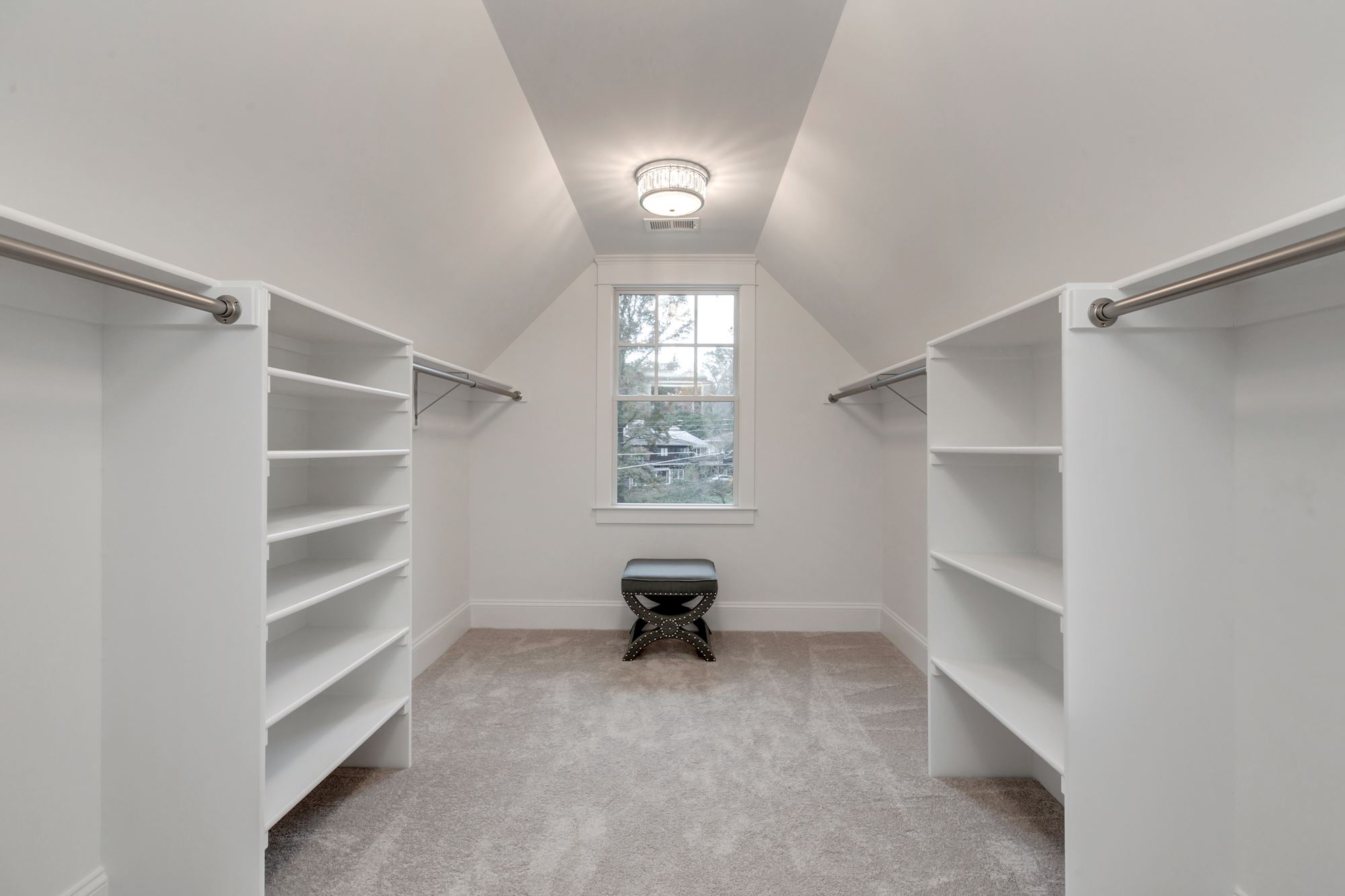 Delf 5 Image gallery image