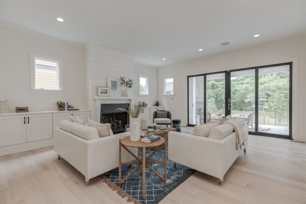 Choosing the Perfect Finishes: A Look at Brush Arbor's Selection Process for Custom Homes 1 Perfect Finishes