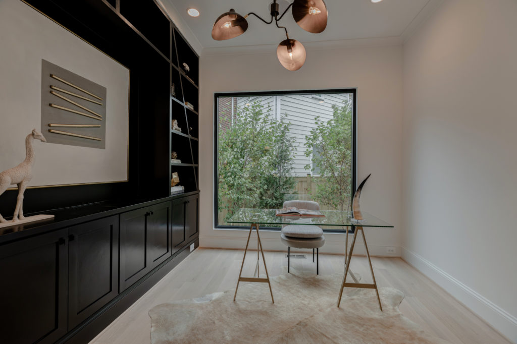 Eighteenth 3 Image gallery image