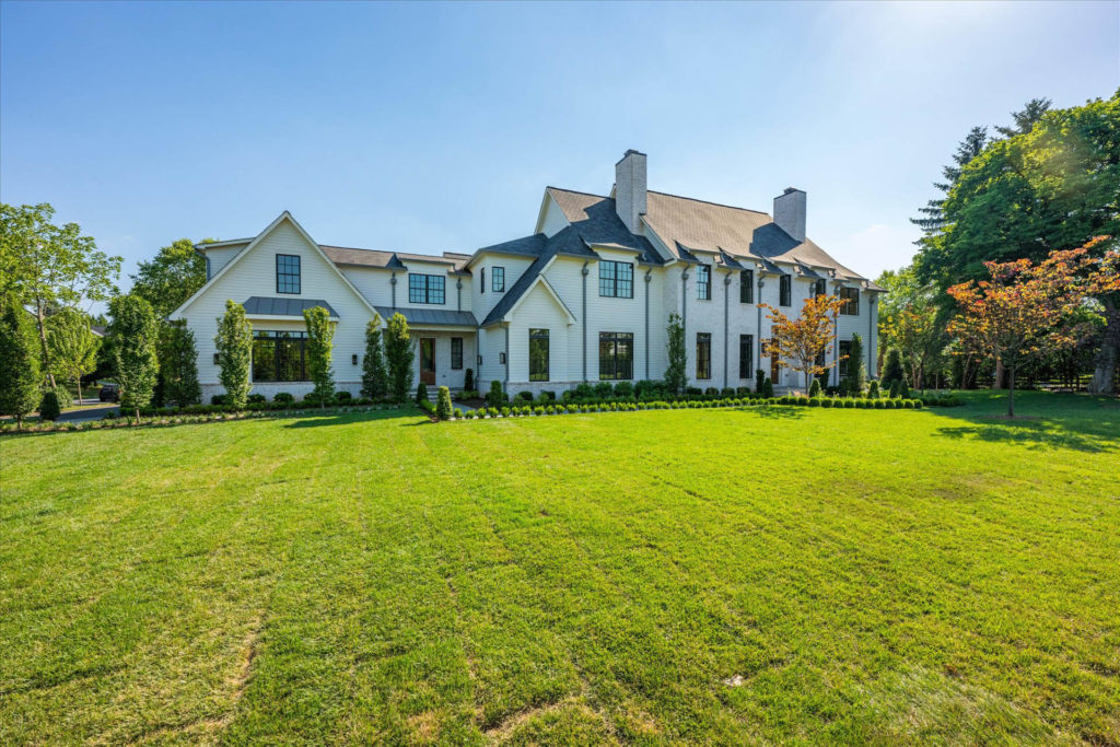 Clearview Manor 2 Brush Arbor homes project feature in mclean