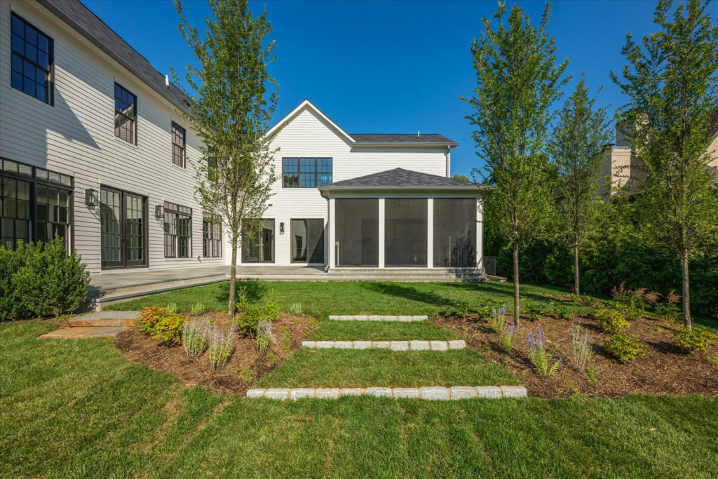 Clearview Manor 5 mcelan va brush arbor home