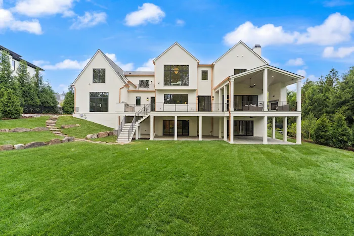 6811 Wemberly Way, McLean, VA
